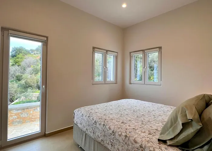 Haroupia Hillside Panormos (Kalymnos)