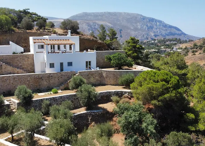 Villa Haroupia Hillside