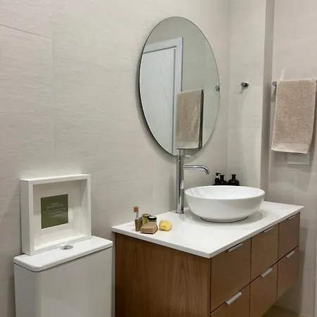 Haroupia Hillside וילה *